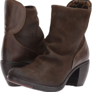 Fly London Hota-125-Fly Ruched Vamp Suede Ankle Boots Bootie Olive Size 10 NEW